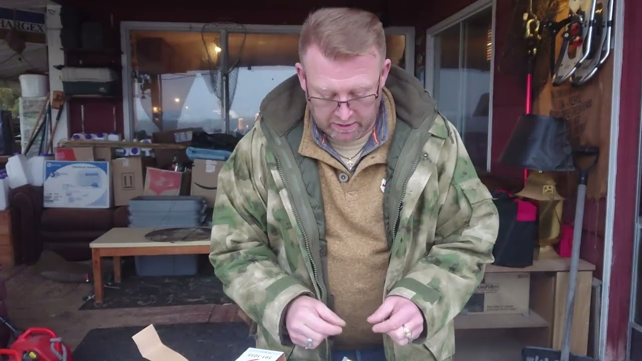 Unboxing 1000 Rounds of Swiss 🇨🇭 5.56 Tracer Ammo.