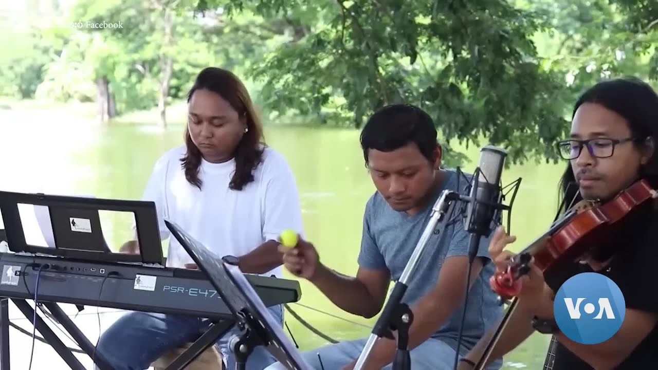 စစ်ပွဲနောက်ကွယ်က အနုပညာရှင်များ