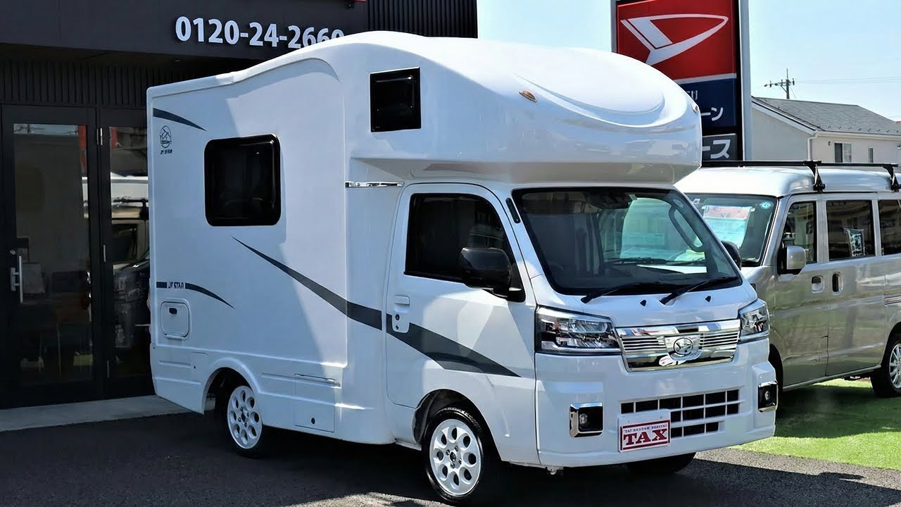 This 12-Foot Camper Sleeps 4 People – How Is That Even Possible?