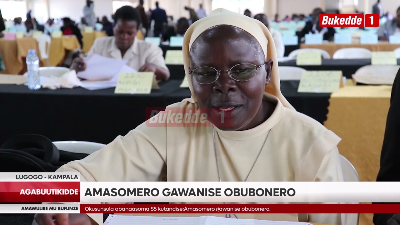 Agabuuti Abakulu b’amasomero bakungaanidde e Lugogo okwetaba mu kusunsula abayizi abanaasoma mu S 5
