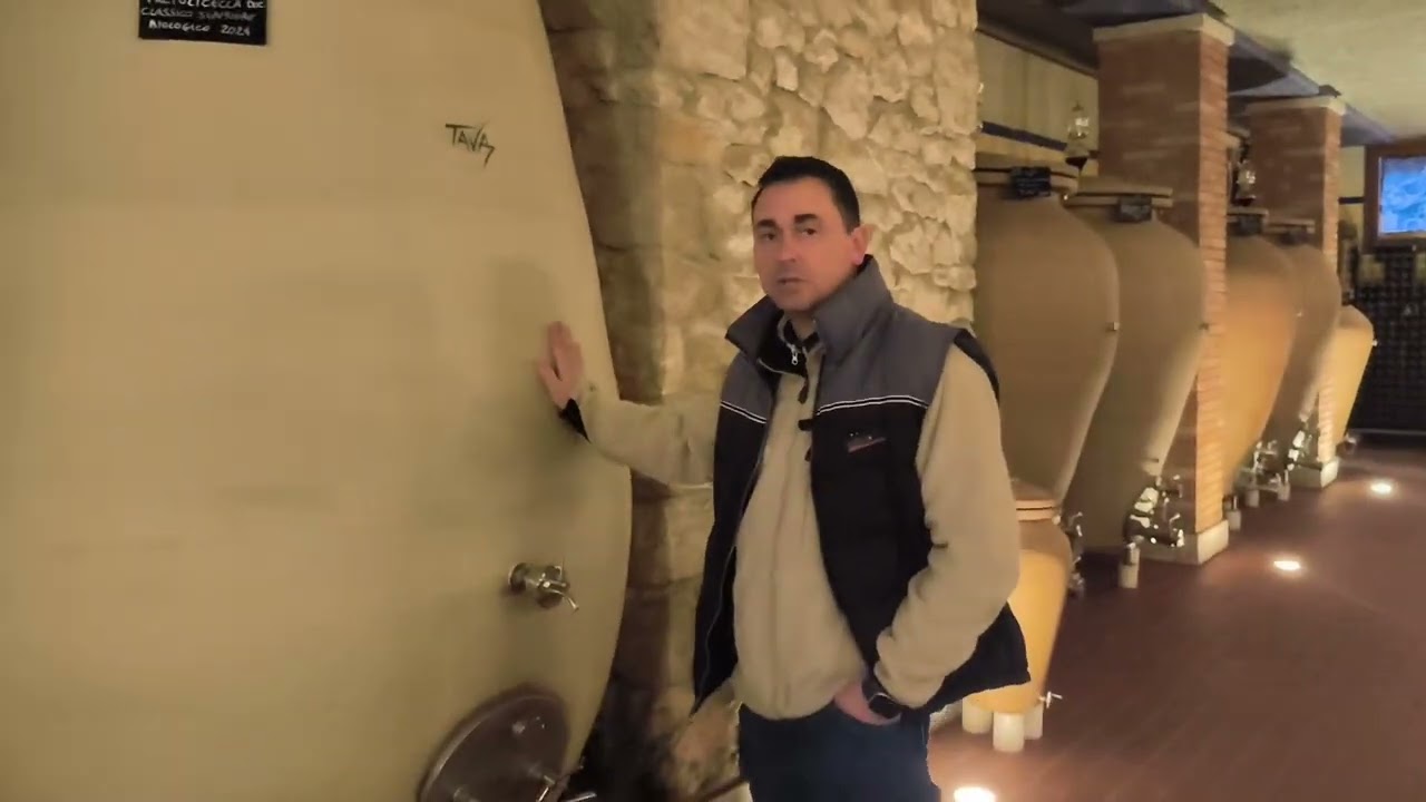 Corte Bravi anfora e tonneau per affinare l'Amarone e Recioto Andrea Brunelli spiega @ilmangiaweb 