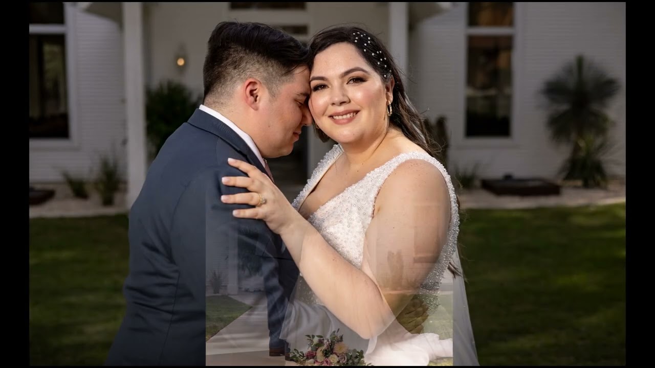 Megan and Jeremy Wedding Day | Chandelier of Gruene Wedding
