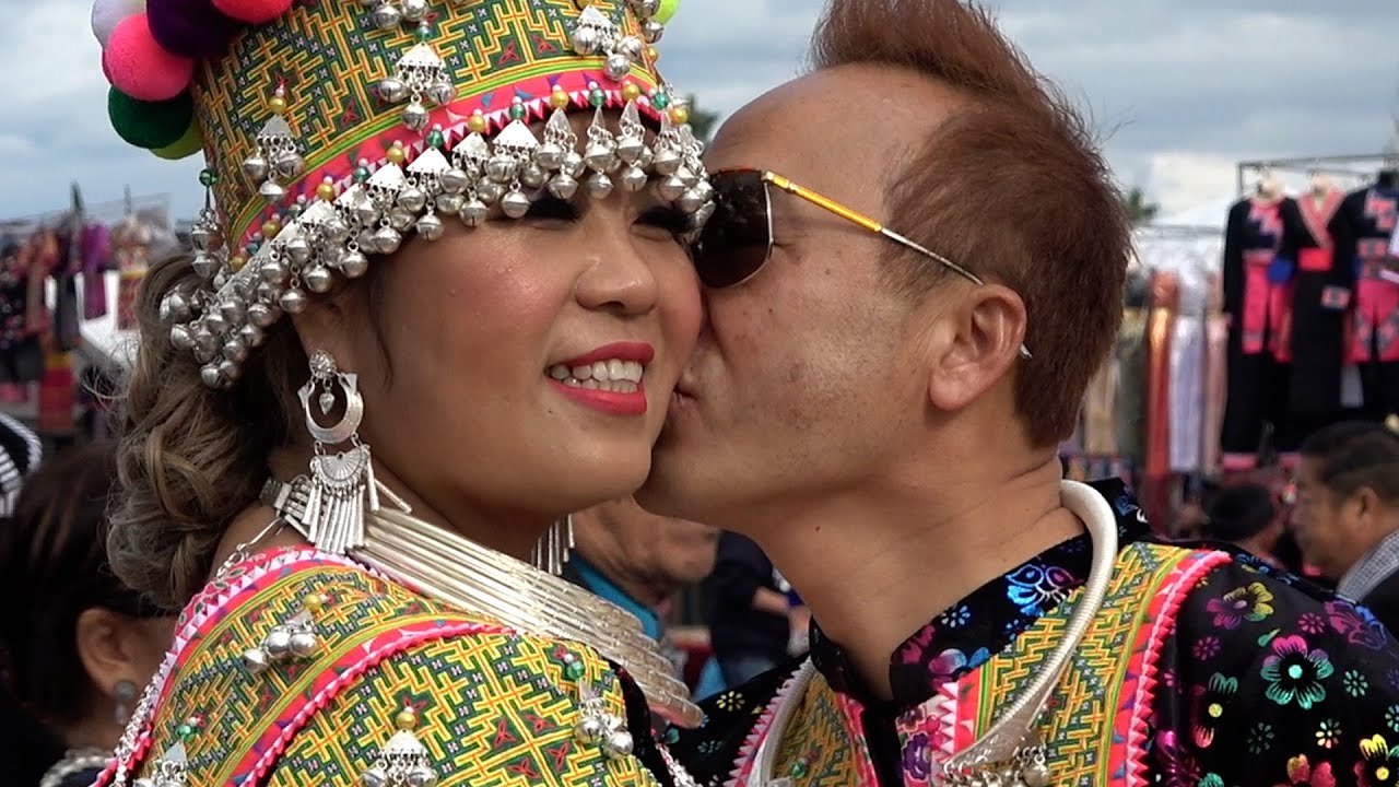 Фотографии семьи и друзей с празднования Нового года хмонгов в Фресно 2026.