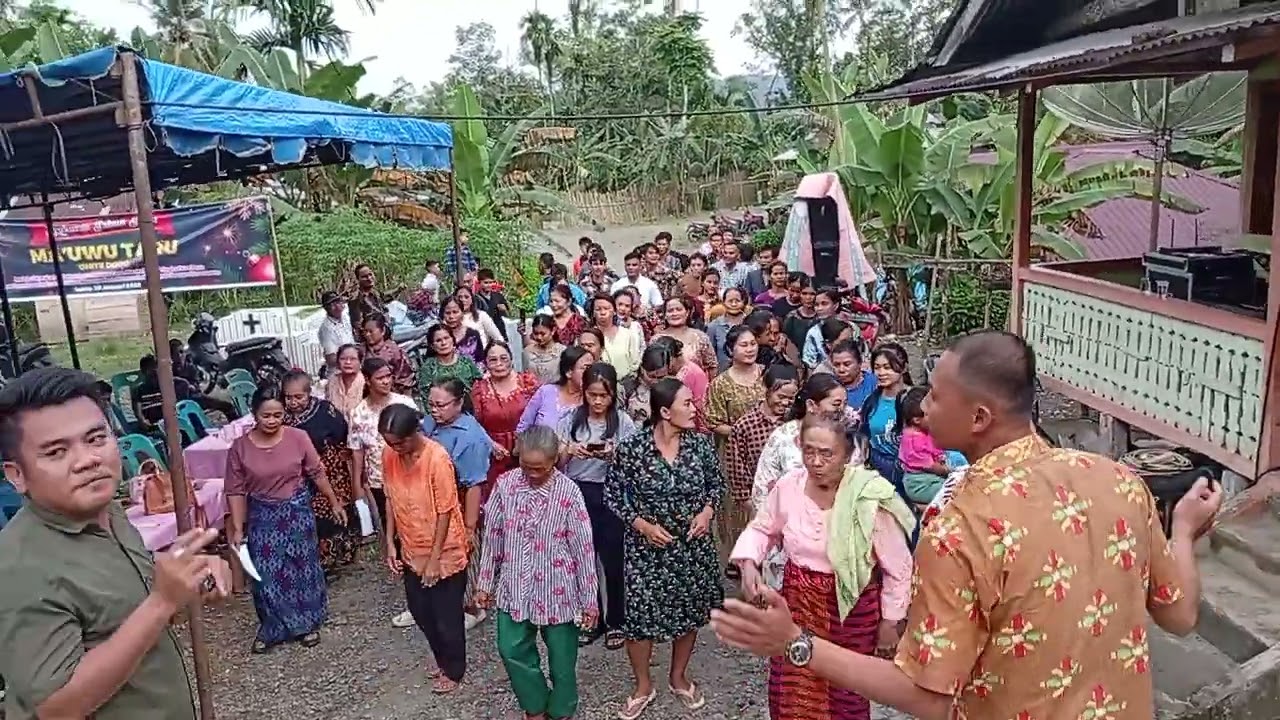 Maena MA'UWU TARU hilimbaewa / Fadorobahili
