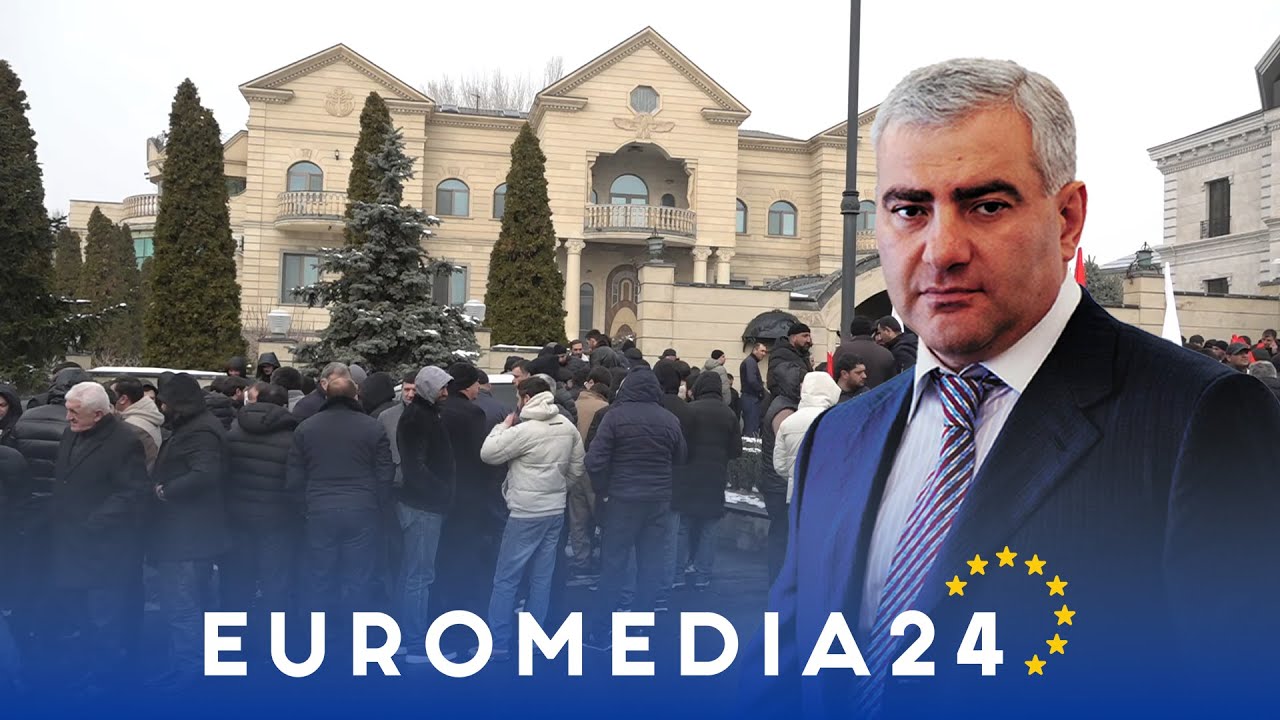 #ՈՒՂԻՂ․ Սամվել Կարապետյանի աջակիցները նրա տան մոտ են, սպասում են իրեն