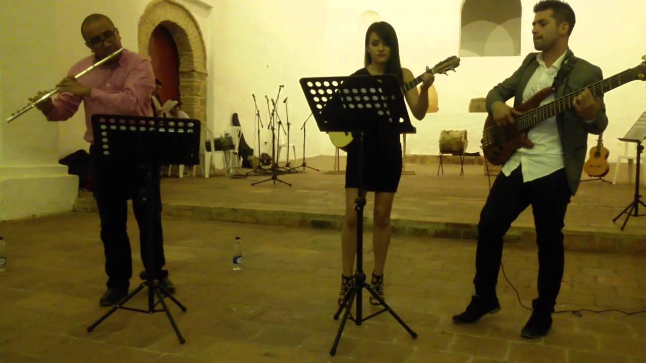 Manuel Rojas trío - Despasillo por Favor