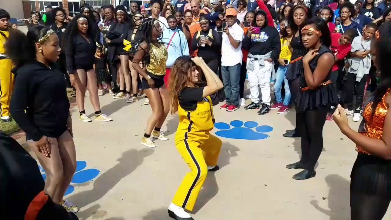 Tulsa's BTW T-Connection Band Challenging Dallas' Pinkston H.S. Band