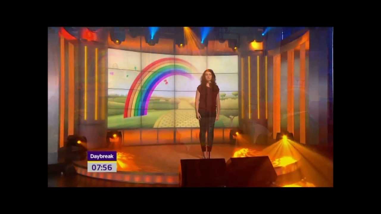 Danielle Hope performance & Michael Crawford interview on Daybreak (22.09.11)
