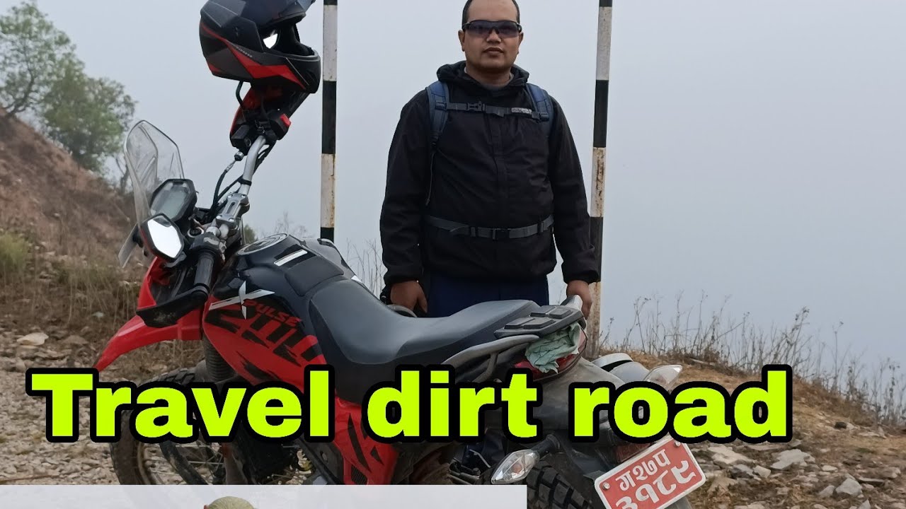स्याङजा वालिङ देखी नवलपुर दलदले जाने छोटो बाटो । Bike accident in dust , dirt Road .