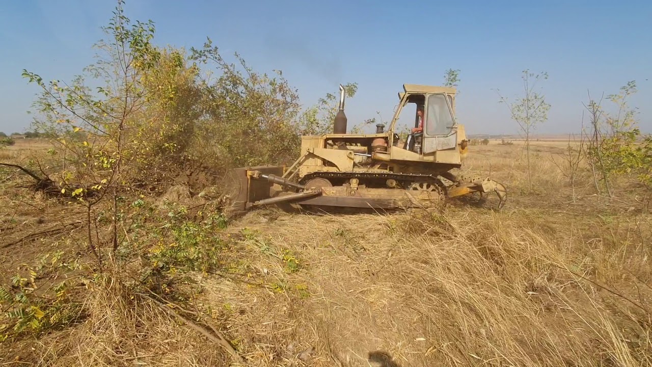 Buldozer utb s1800 la lucru