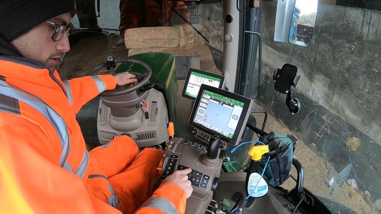 JOHN DEERE 6155R COMMAND ARM WALKTHROUGH! + TRAILER WORK!