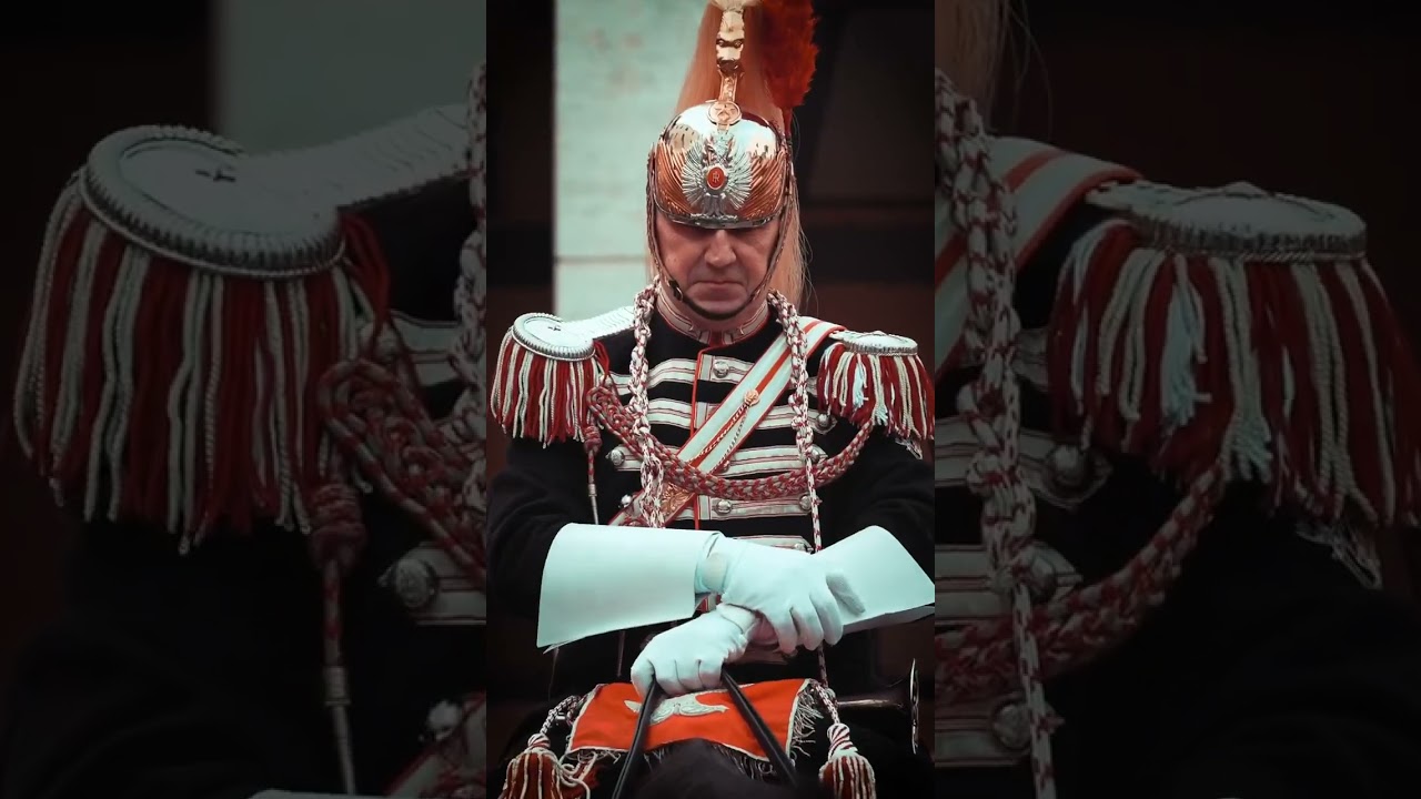 #CulturaDifesa: Aspetto marziale, eleganza, disciplina e tradizione, il Reggimento Corazzieri