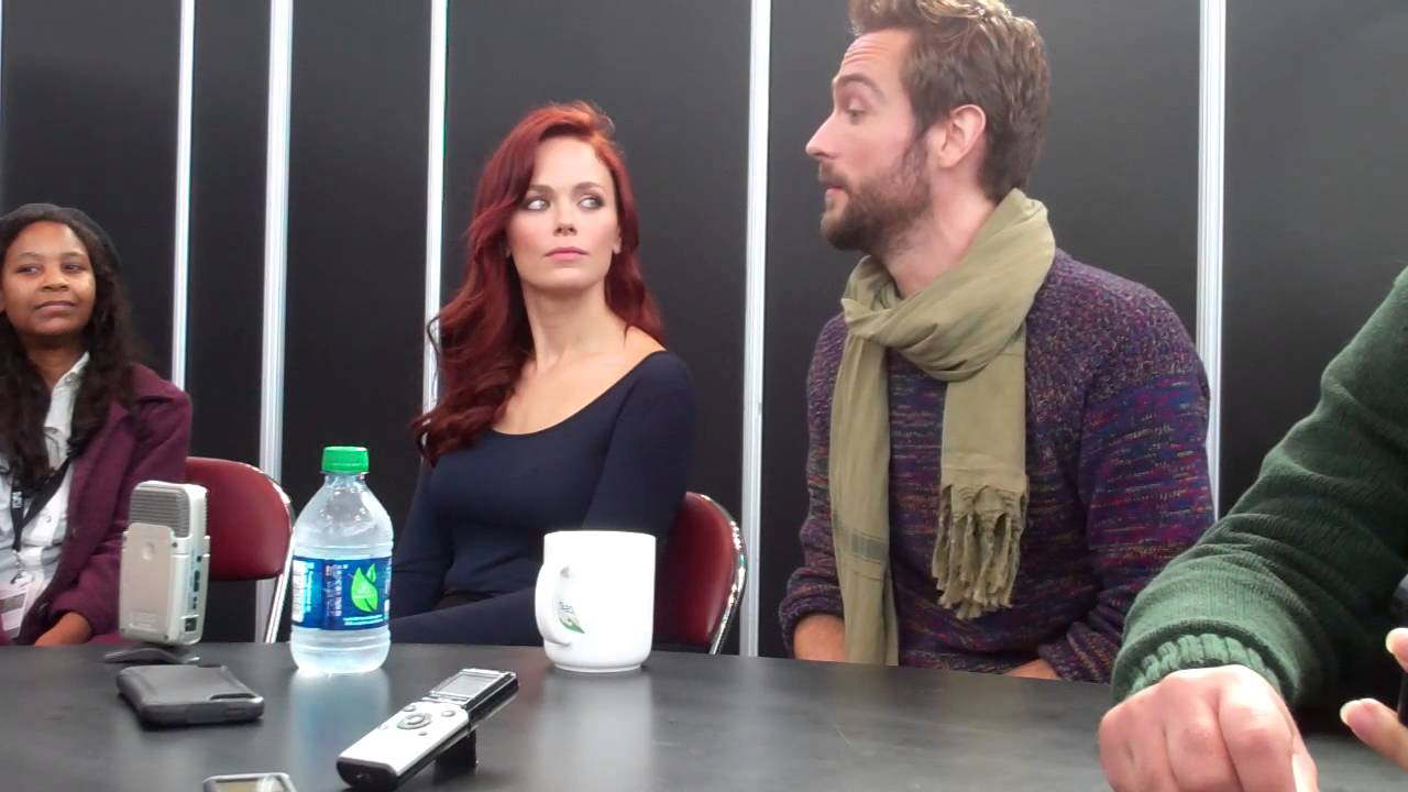 NYCC 2013 -- Tom Mison & Katia Winter -- Fangirlish