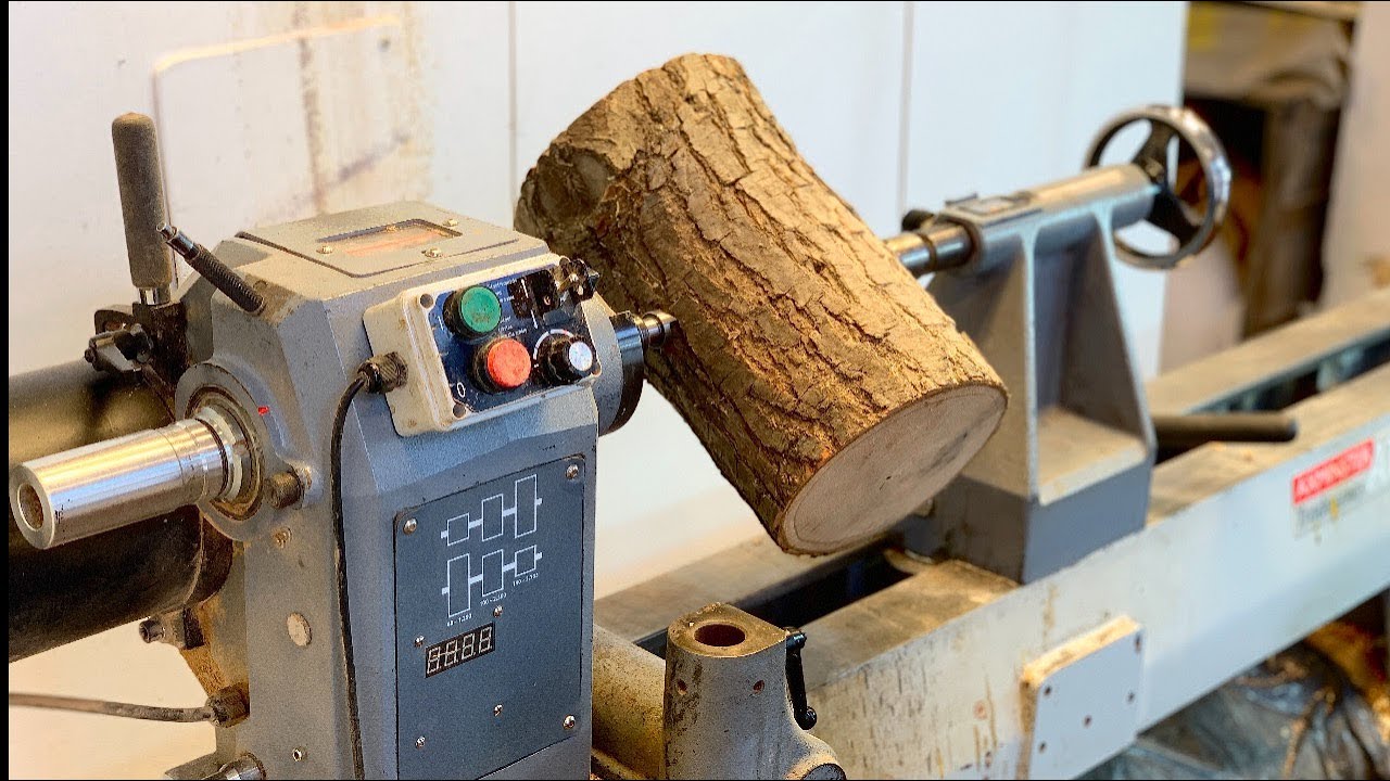 Woodturning  - Log To Bowl (natural edge)