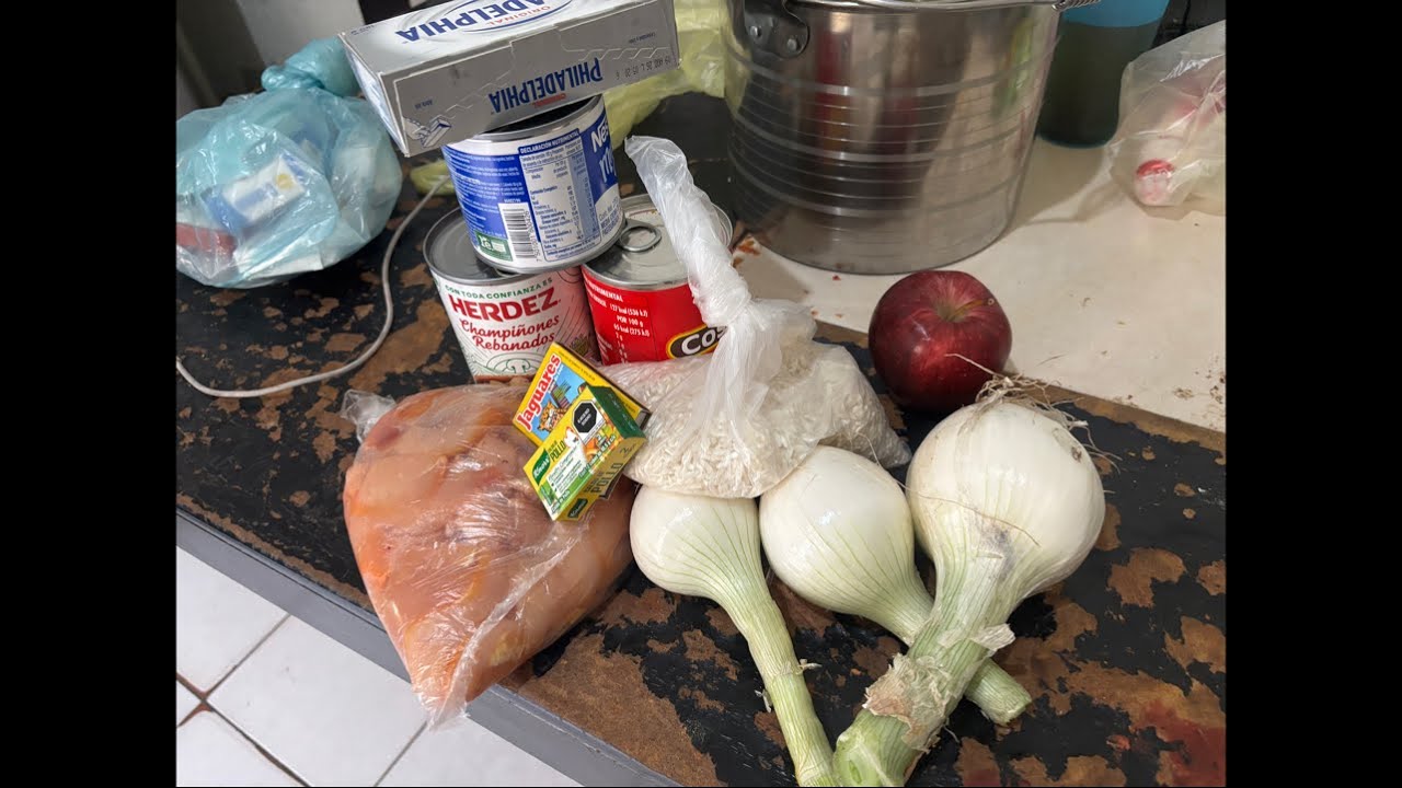 Asiendo d comer fajitas d pollo con rajas y en crema sopa d arriba