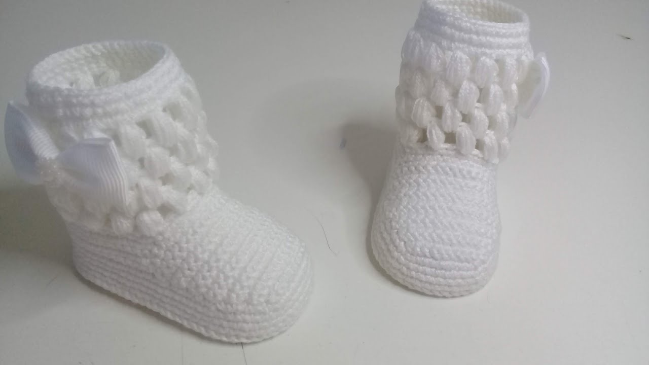 Botitas tejidas a crochet en punto puff