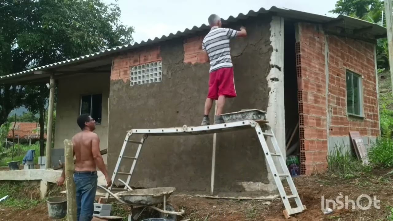 Trabalho não para.