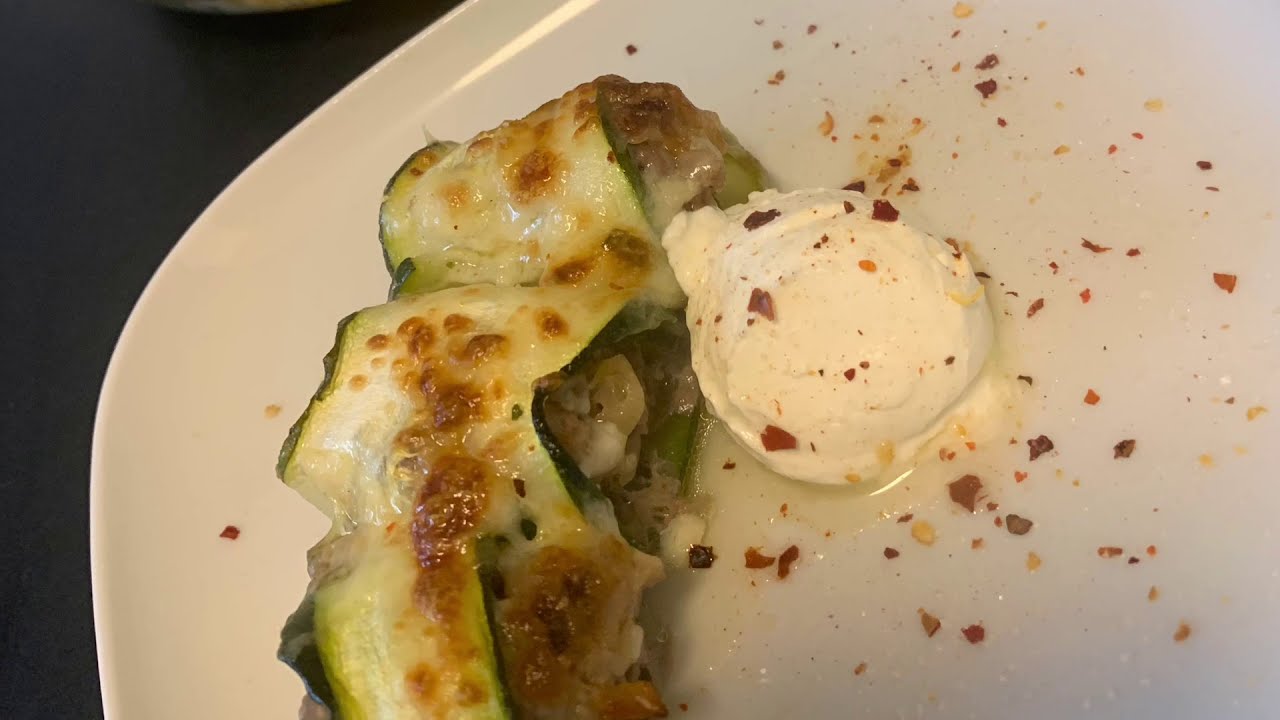 Low-Carb/gesund essen/Zucchini Hackfleisch Auflauf /schnell gemacht/ lecker und frisch/ Simona Brill