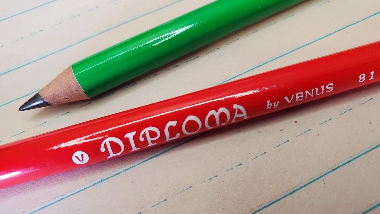 Venus Diploma: a Vintage Pencil Review