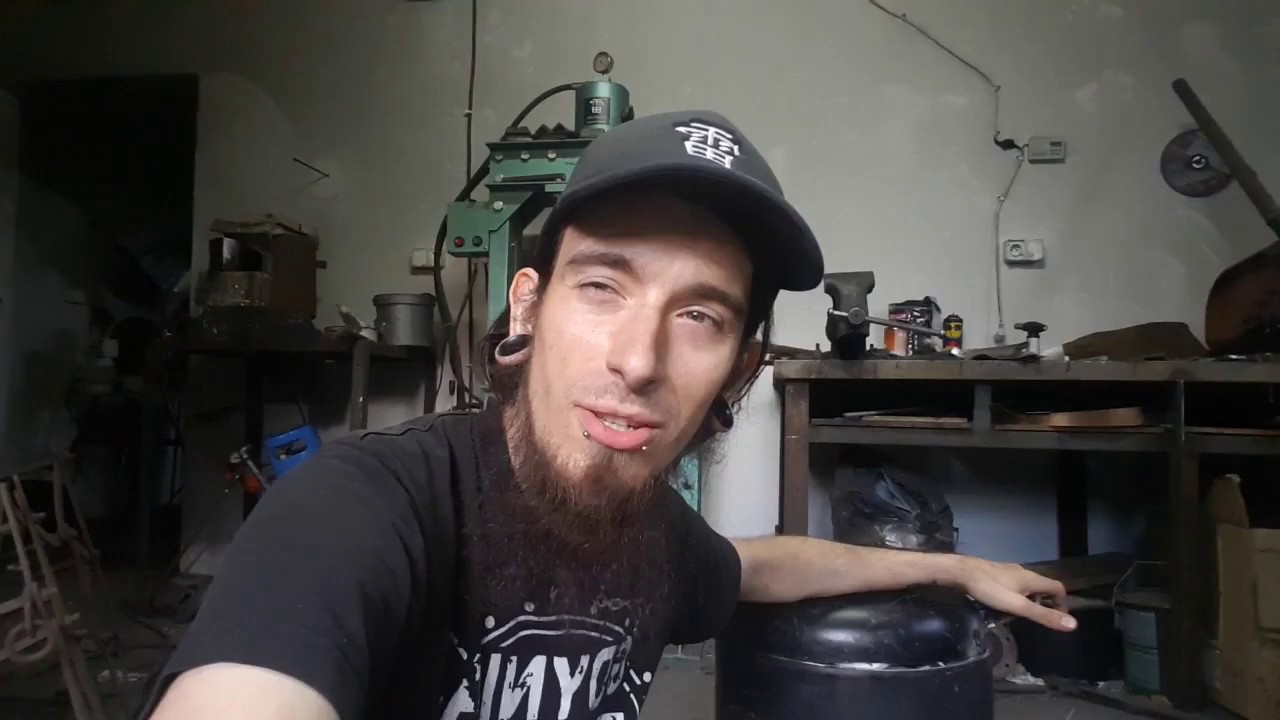 Vlog#13  Jak zrobić piec do wytopu stali i nie tylko.