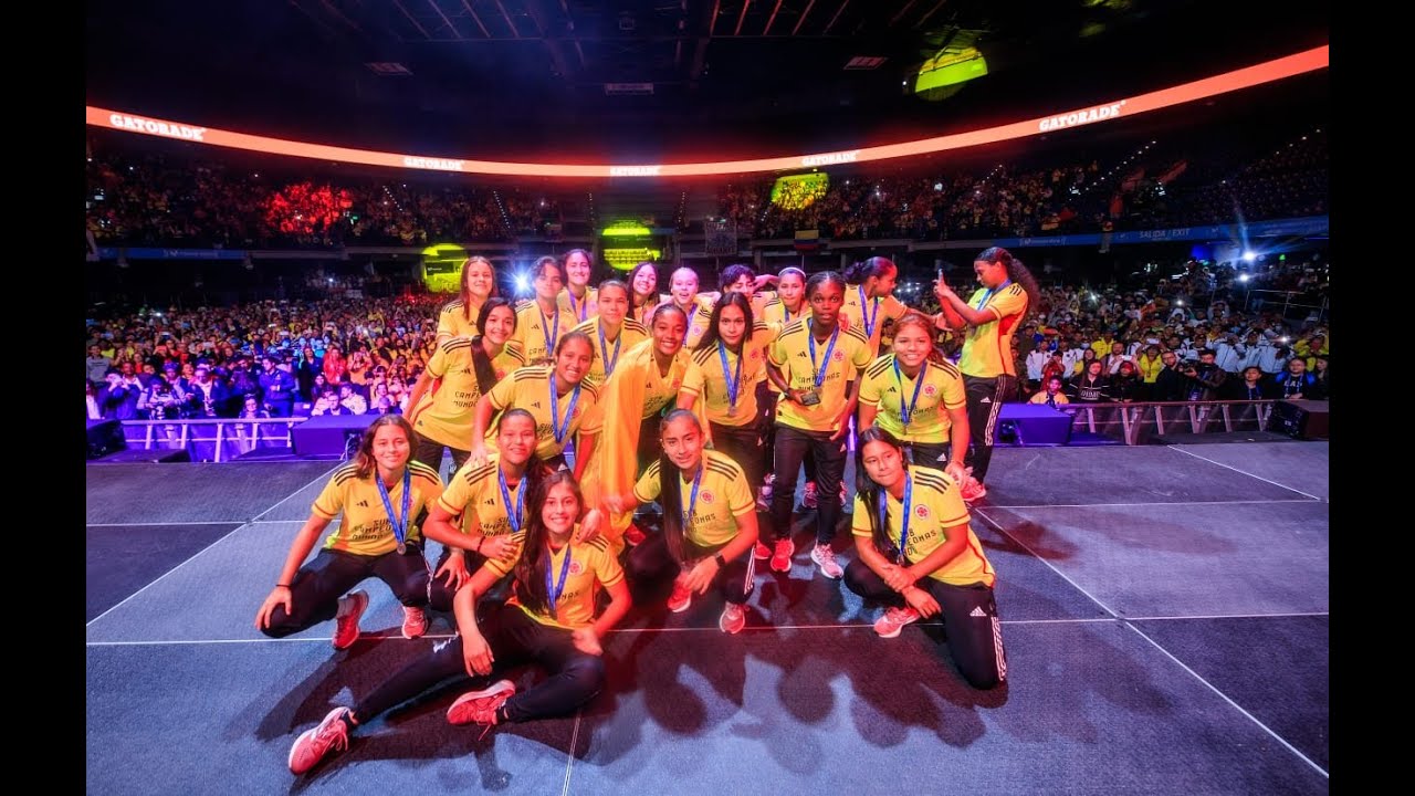 ¡Bienvenidas, campeonas! Acompáñanos a recibir a las jugadoras de la Selección Colombia Femenina