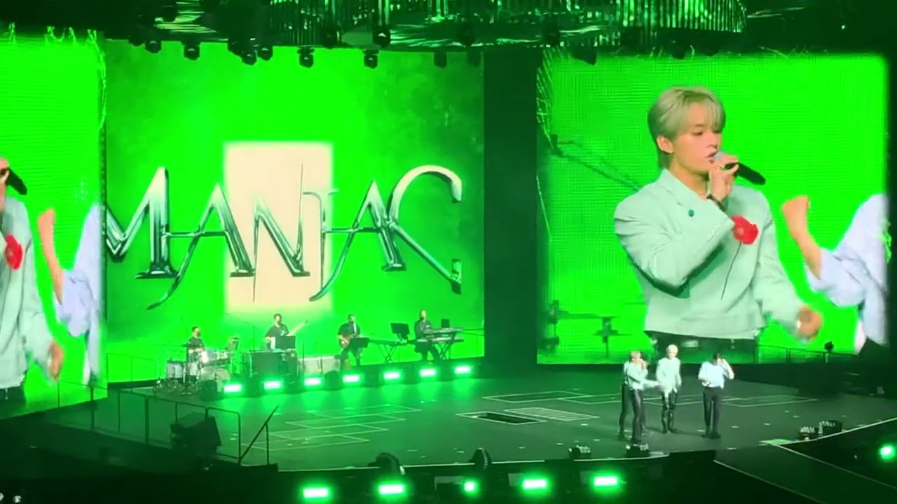 Lee Know & Chan Drive (full) - Stray Kids Newark 6/29/2022