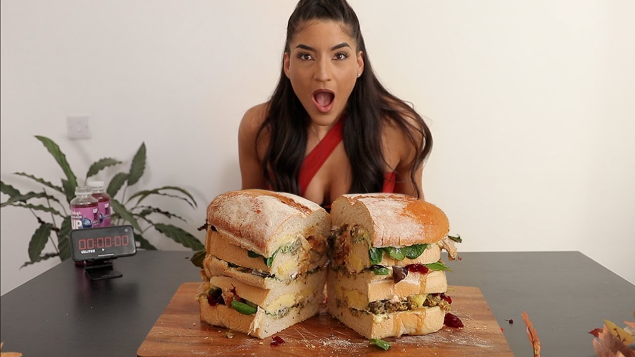 THE ULTIMATE THANKSGIVING LEFTOVERS [WHOLE] LOAF CHALLENGE | #Eatingchallenge