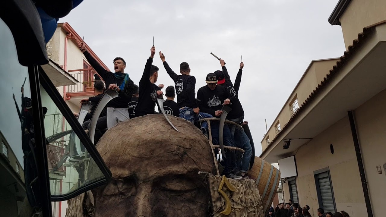 Carri macerata campania 2018. L' ombra nov