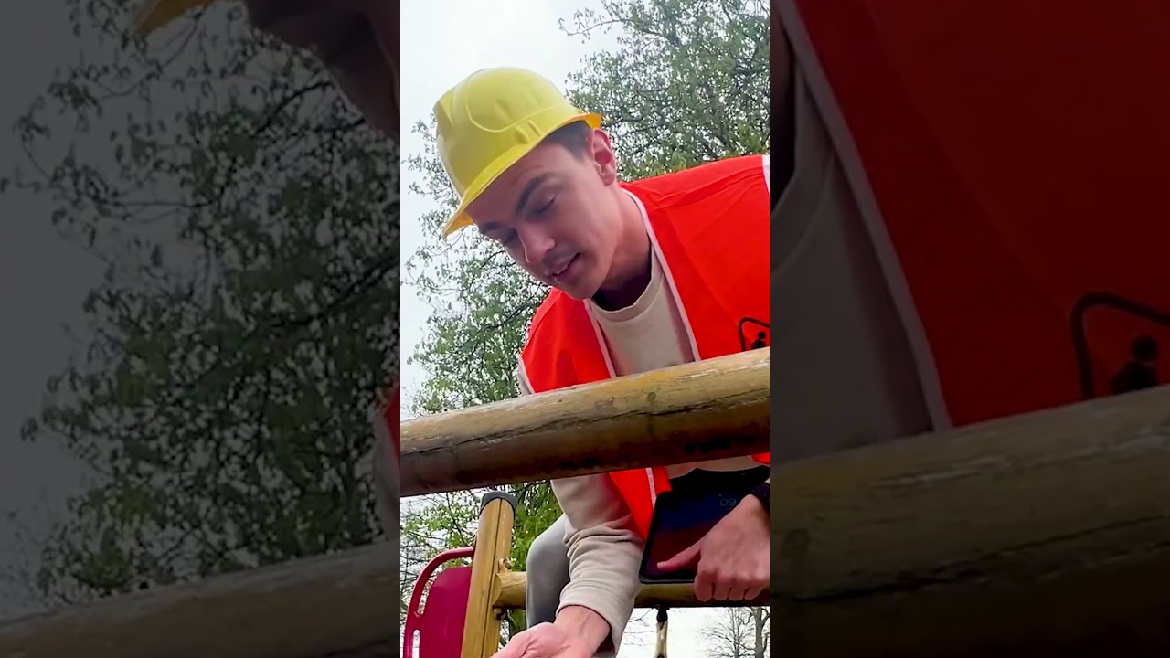 Dion inspecteert een speeltuin. Deel 3!