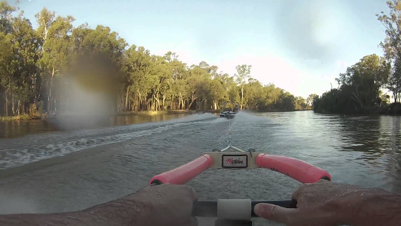Barefooting behind the amazing Mastercraft X14v