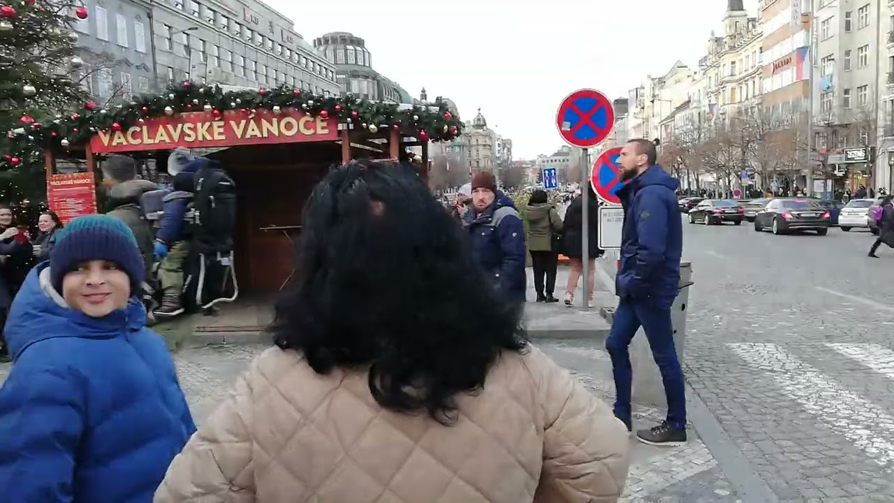 &Ccedil;ekya'nın Başkenti Prag'ın kalbi Vaclavske Namesti (Vaclav Meydanı) (Gezi Videoları)