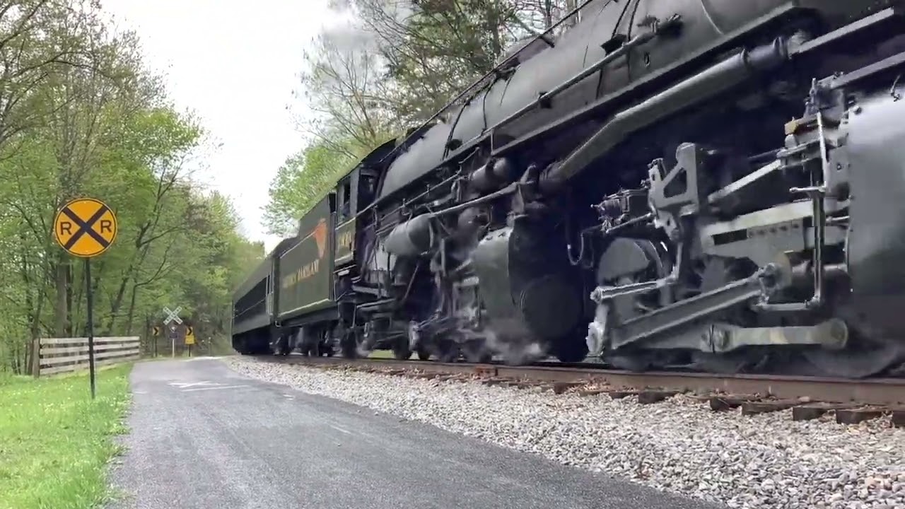 WMSR’s C&O 1309 Assaulting the Grade up Piney Mountain