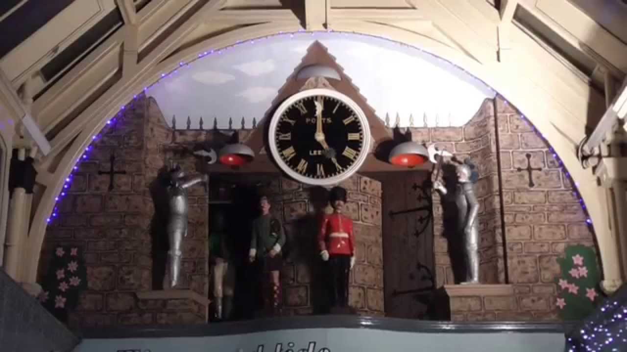 Grand Arcade Clock, Leeds