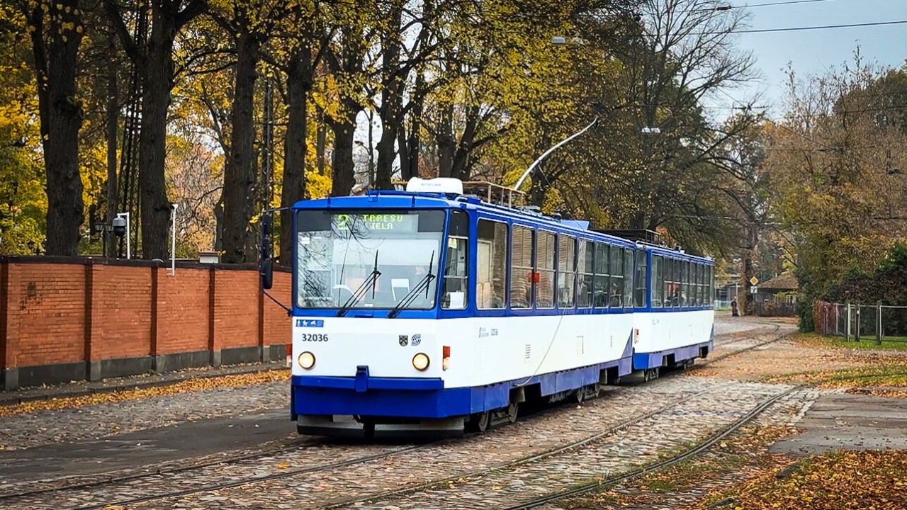 Оригинальные трамваи Tatra T6B5 в Риге, Латвия 🇱🇻 | 2024