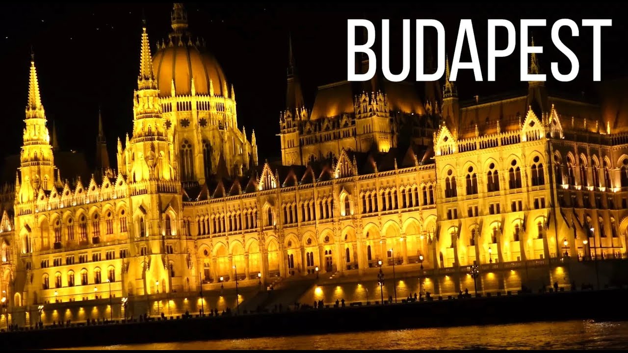 Budapest Night Boat Tour ล่องเรือแม่น้ำดานูบที่เมืองบูดาเปสต์ประเทศฮังการี ตอนเวลาประมาณ 20.00 น.