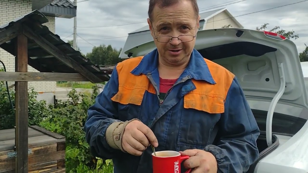 Лада веста CNG: Замена передних тормозных колодок и небольшой полезный совет.
