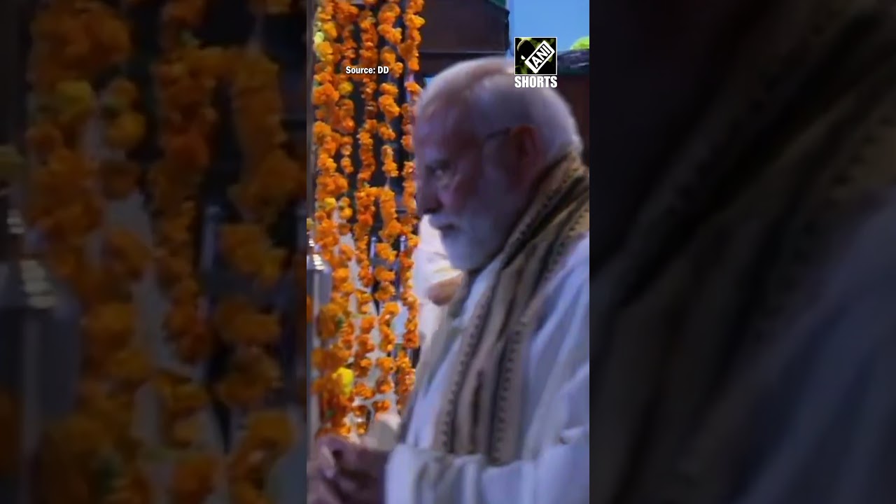 Kerala: PM Modi performs Pooja, darshan at Guruvayur Temple in Guruvayur