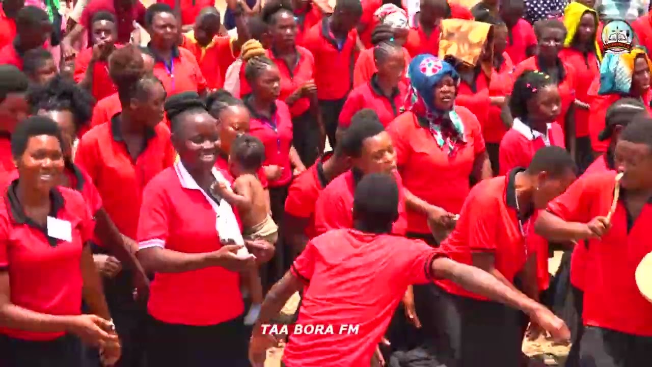 VIBE LA KWAYA YA MUUNGANO PAROKIA YA KASHISHI KATIKA HIJA YA BIKRA MARIA MAMA WA ROZALI TAKATIFU