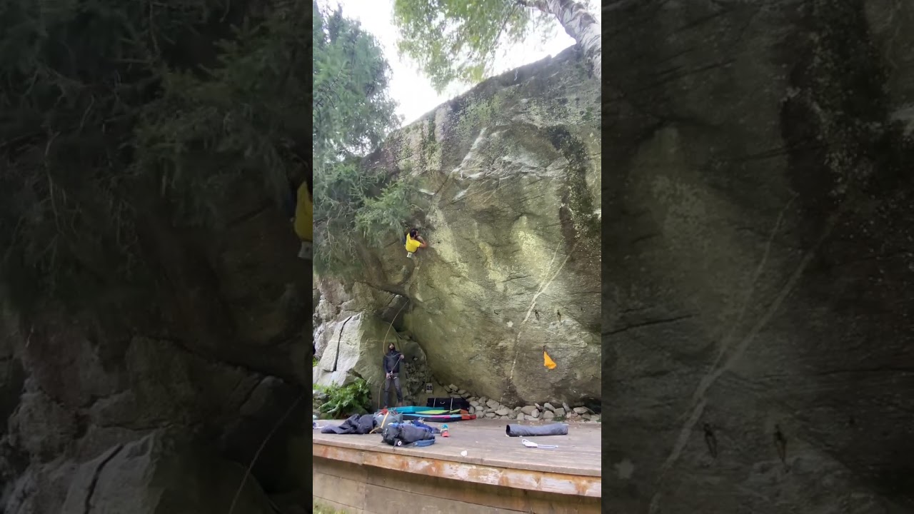 Beautiful Iris (8C) Polifunzionale, Val Masino