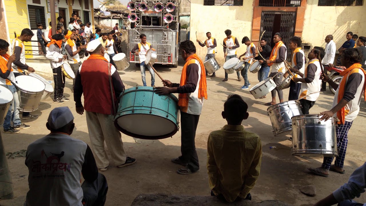 एकच राजा इथे जन्मला शिवनेरी... LOKPRIY BAND PARTY WASARI