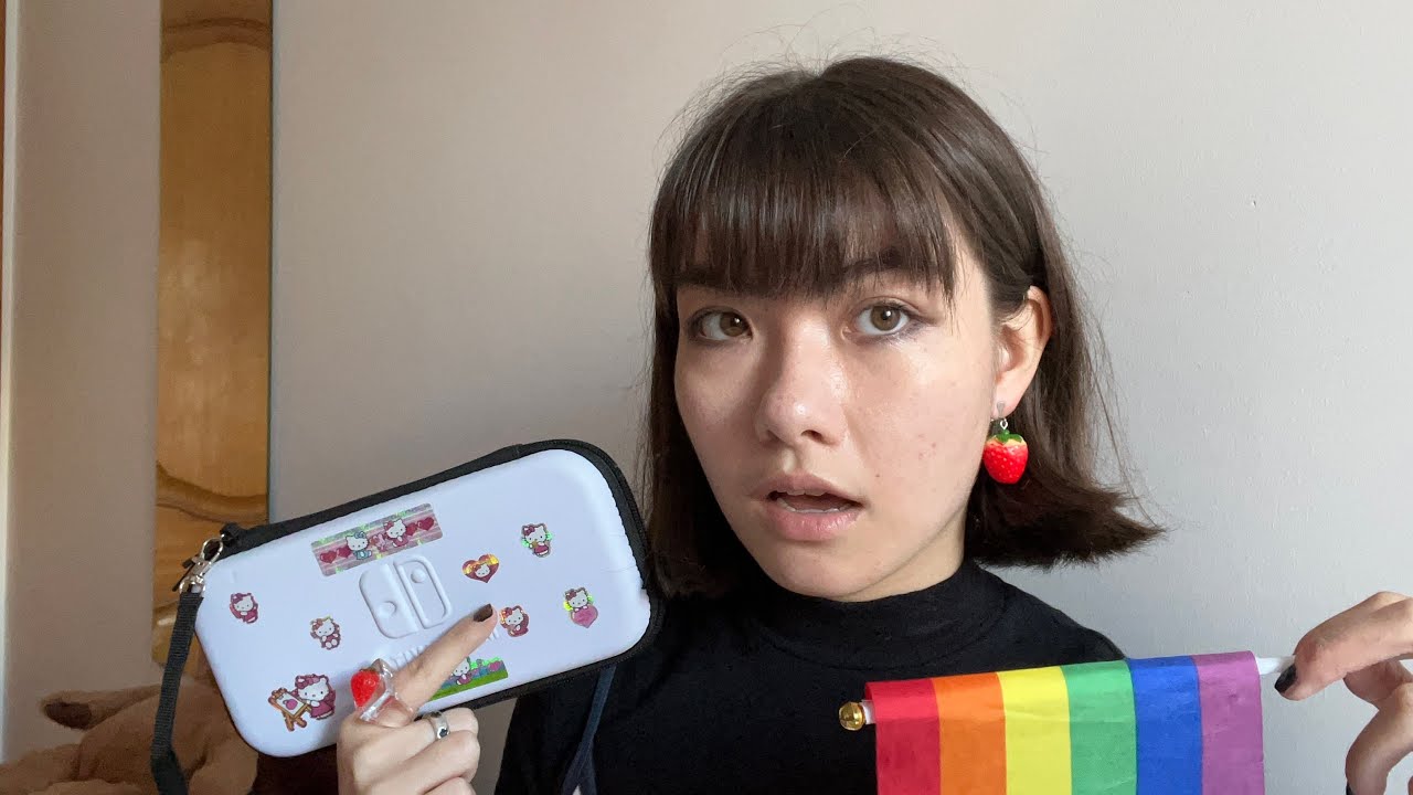 My first ASMR video in English 💗🍓 | 英語 音フェチ