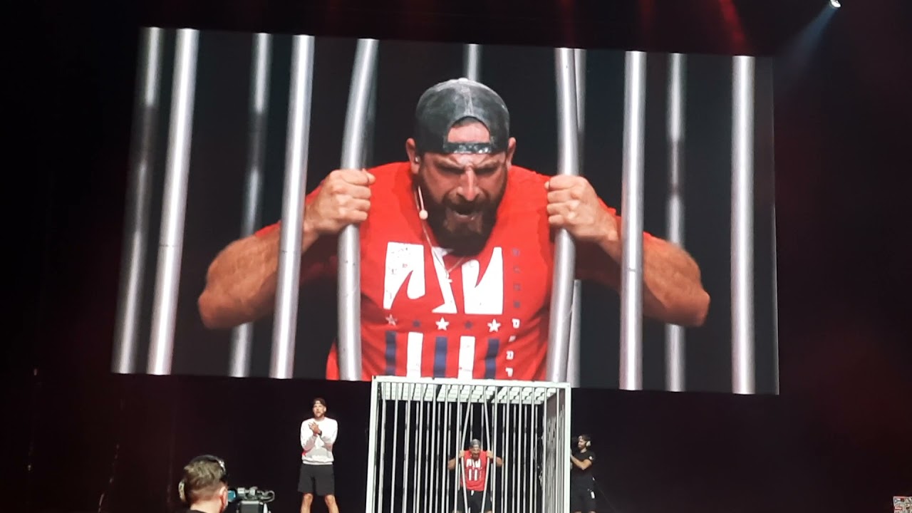 Dude Perfect Live Tour Rage Monster #dudeperfecttour #rageinacage