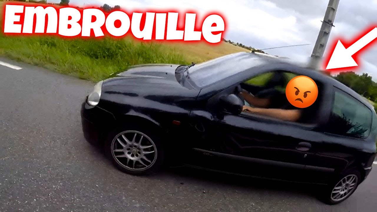 😡IL COUPE LA ROUTE A UN MOTARD ET L'EMBROUILLE ! Road Rage (Compilations) 2023