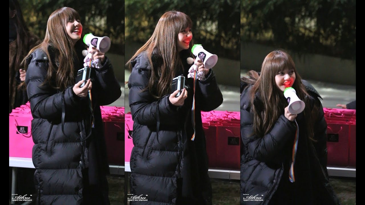 171206 #블랙핑크 #BLACKPINK #리사 #LISA +게릴라팬미팅 리사가 직접 찍어주는 플라로이드 (직캠/FanCam) by Athrun