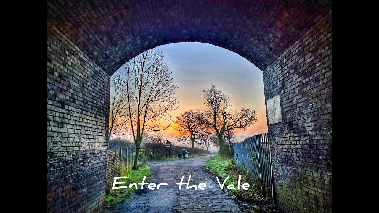 Reddish Vale to Werneth Low 12 mile walk.