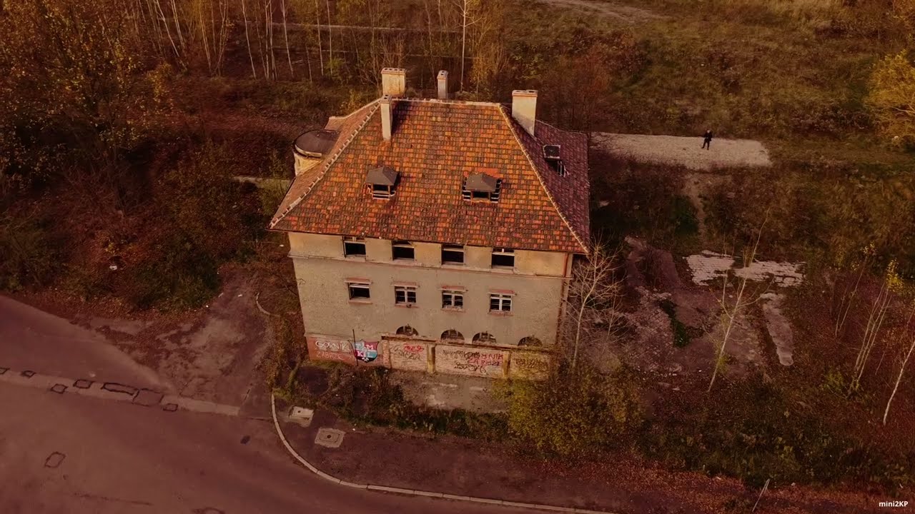 Zabrze z drona - ruina dworca PKP Zabrze  Mikulczyce