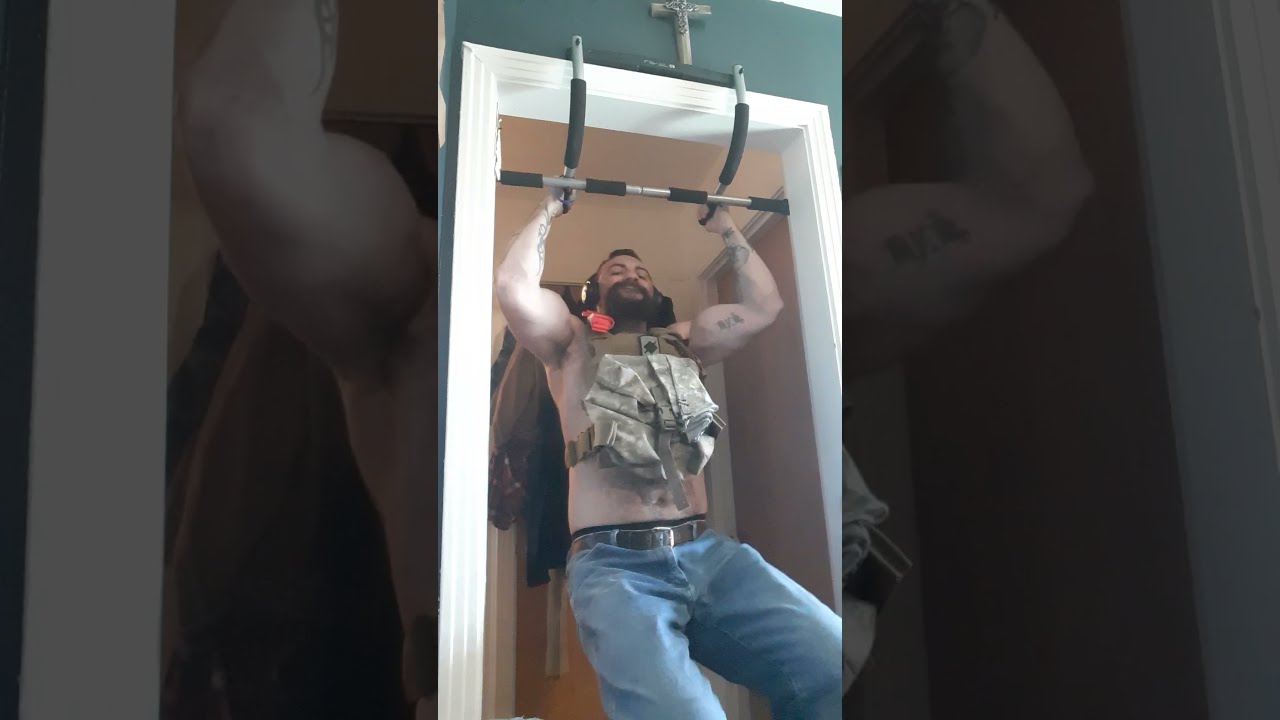Battle rattle  vest pullup  #motivation #armwresting #armtraining #armfight