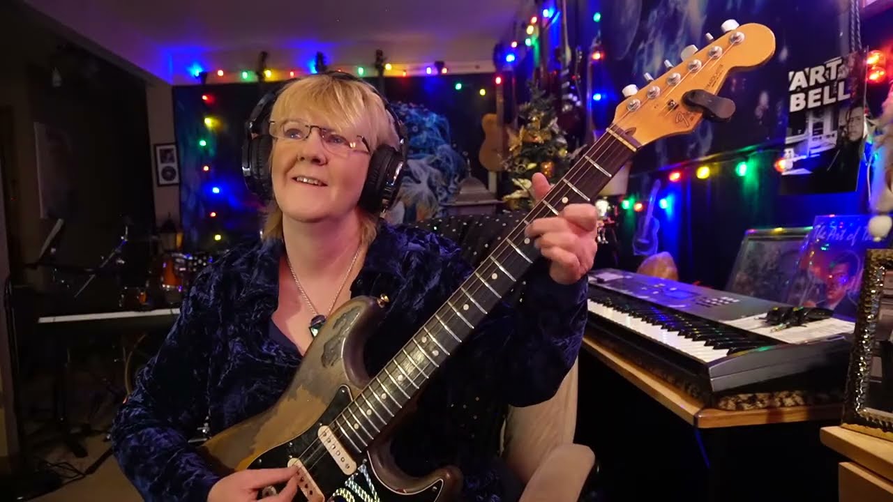 Cari Dell Livestream Originals & Covers