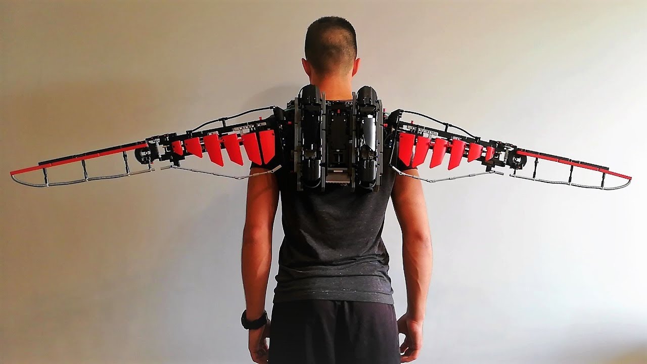 LEGO Marvel Falcon wings