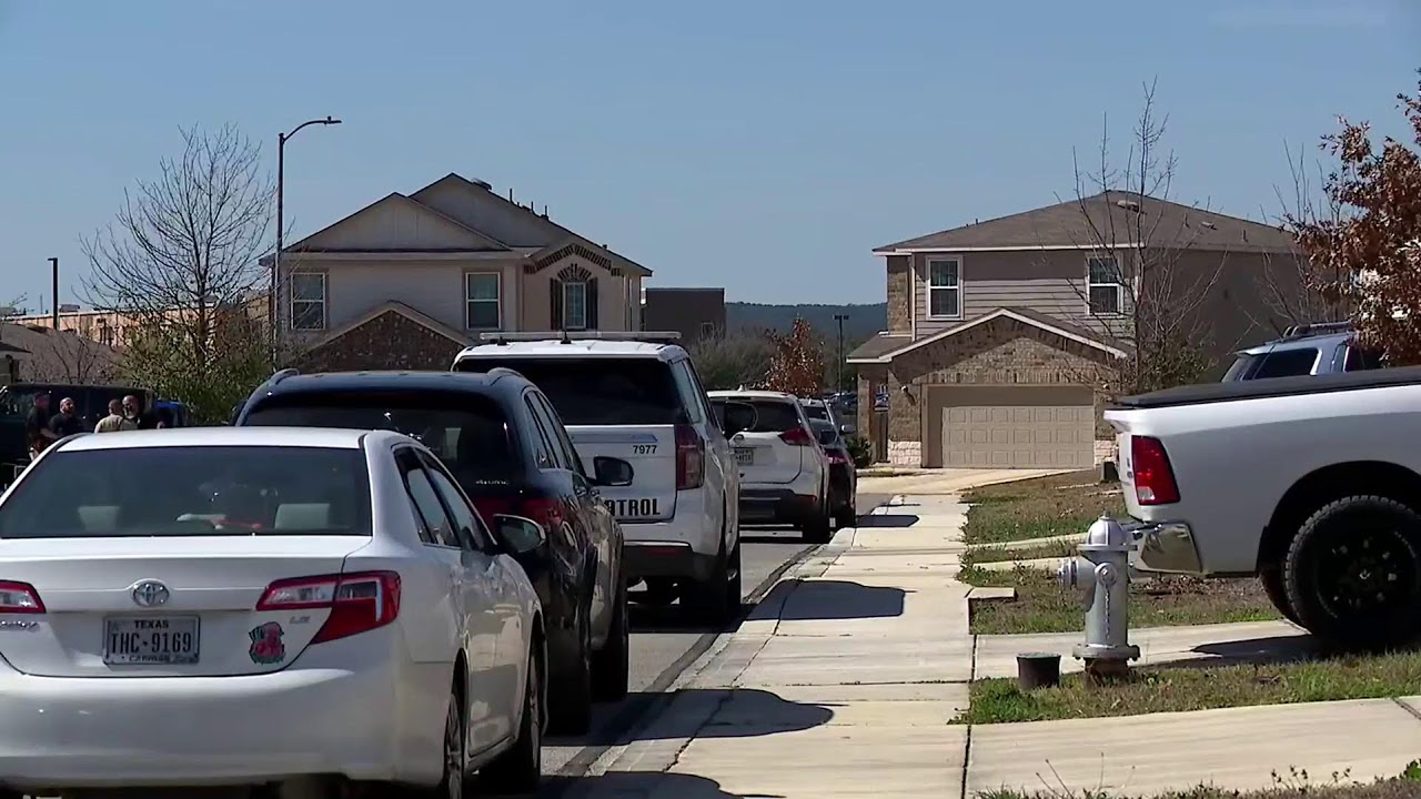 LIVE NOW: Deputies respond to barricaded subject
